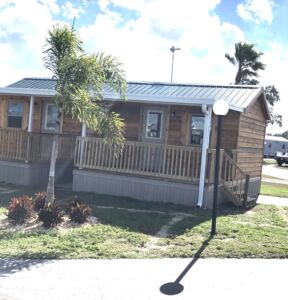 tiny-home-053a-200-sq-ftproperties24promo_photo