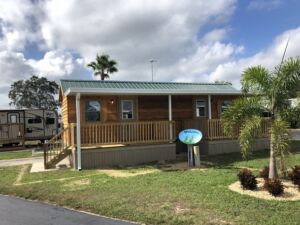 tiny-home-053b-200-sq-ftproperties25promo_photo
