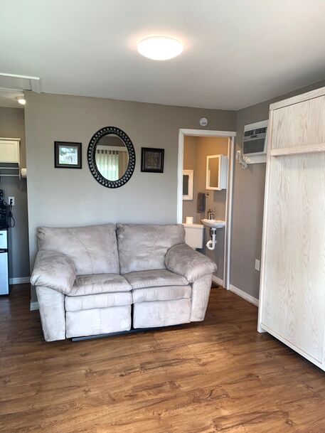 tiny-home-116-200-sq-ftproperties14photo_1